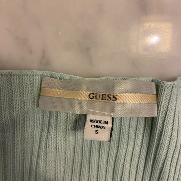 Guess Top - Picture 2 of 2